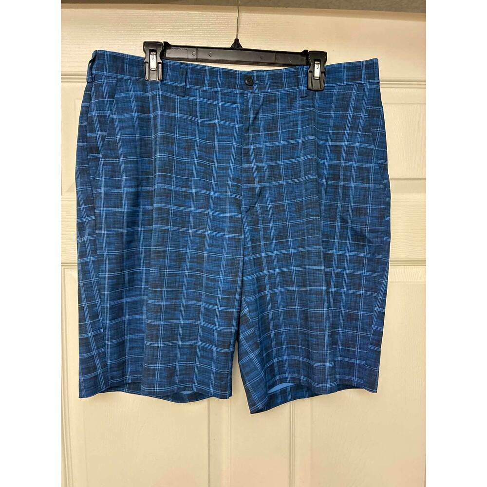 PGA TOUR‎ Golf Shorts Mens 36 Blue Plaid Performance Stretch Flat Front